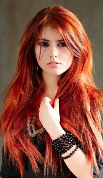 There’s Something Damn Sexy About Long Hair