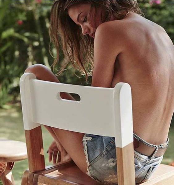 There’s Something Damn Sexy About Long Hair