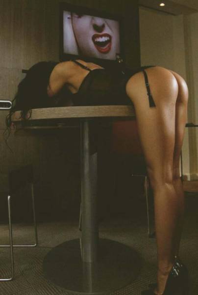 There’s Something Damn Sexy About Long Hair