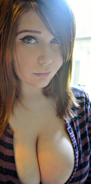 Girls With Beautiful Boobs Are A Mouthwatering Sight