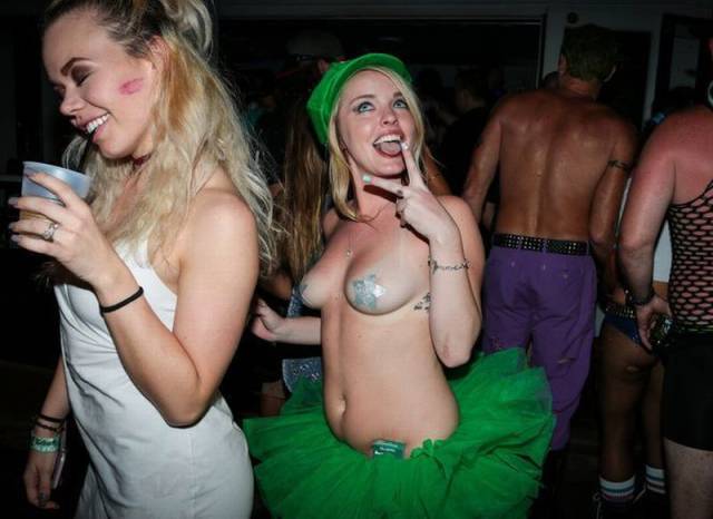 grownup corner 56 pics 6 gifs 31.html - 56 HD GIF | Premium Gallery 2016