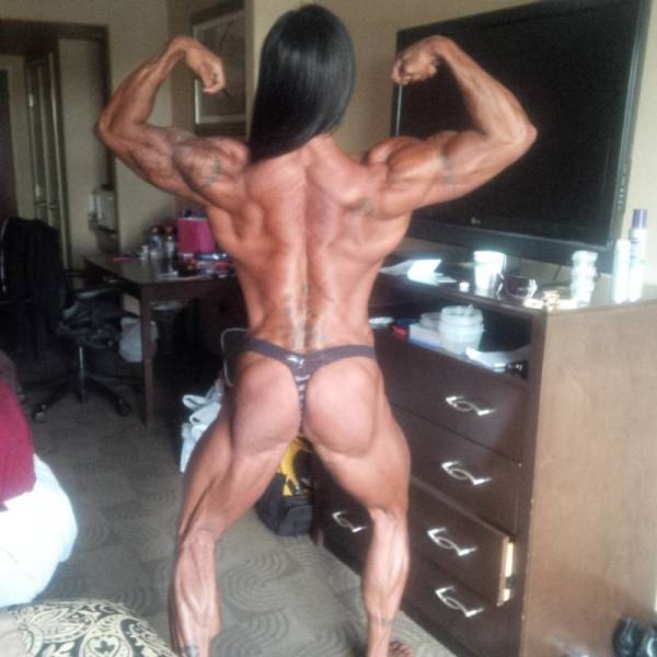 A Female Bodybuilder Like You’ve Never Seen Before