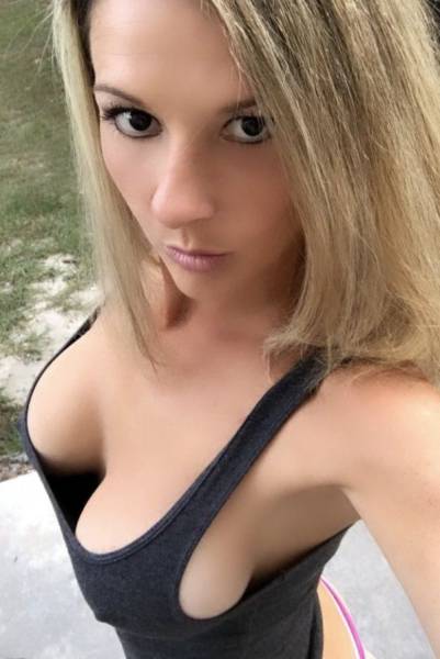 Girls With Beautiful Boobs Are A Mouthwatering Sight